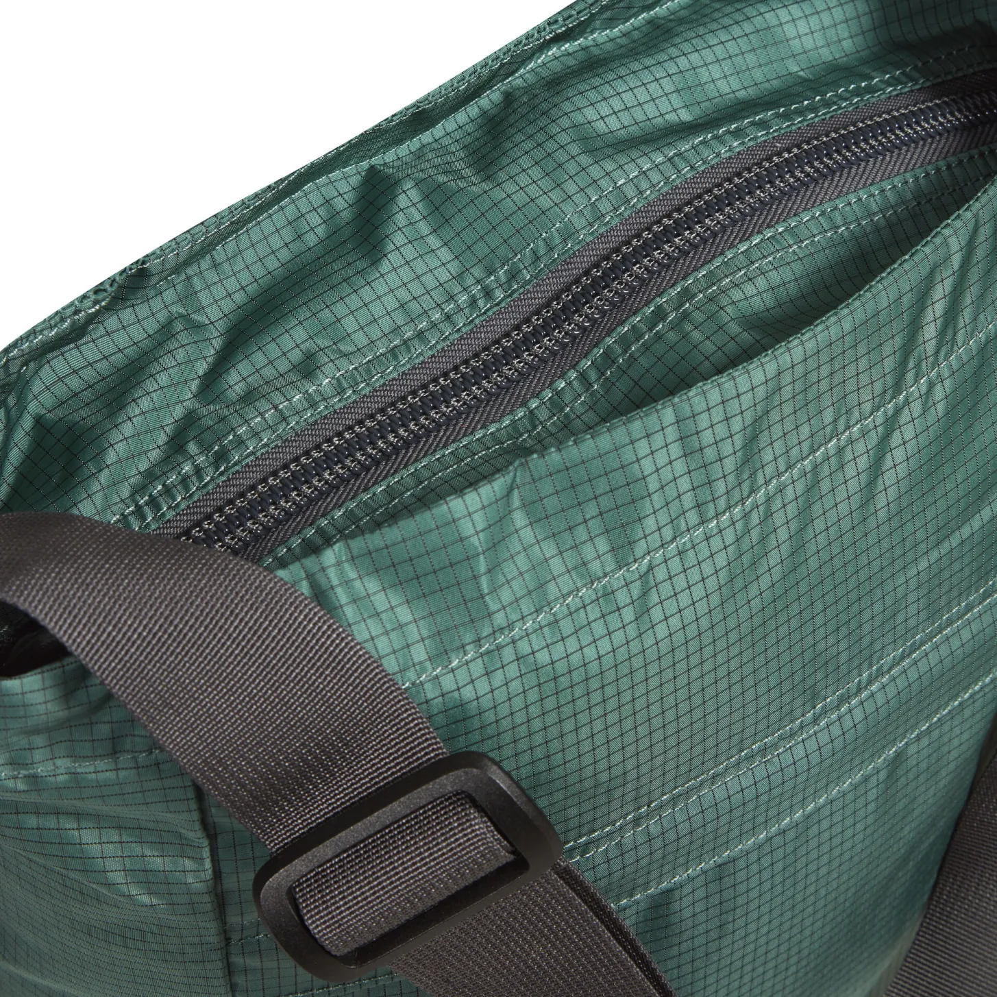 core_tote_bag__l_4-1.webp Core Tote Bag 20 L