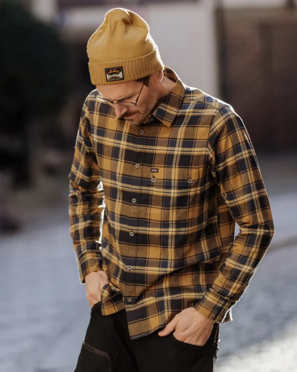 Järpen Plaid Flannel Shirt