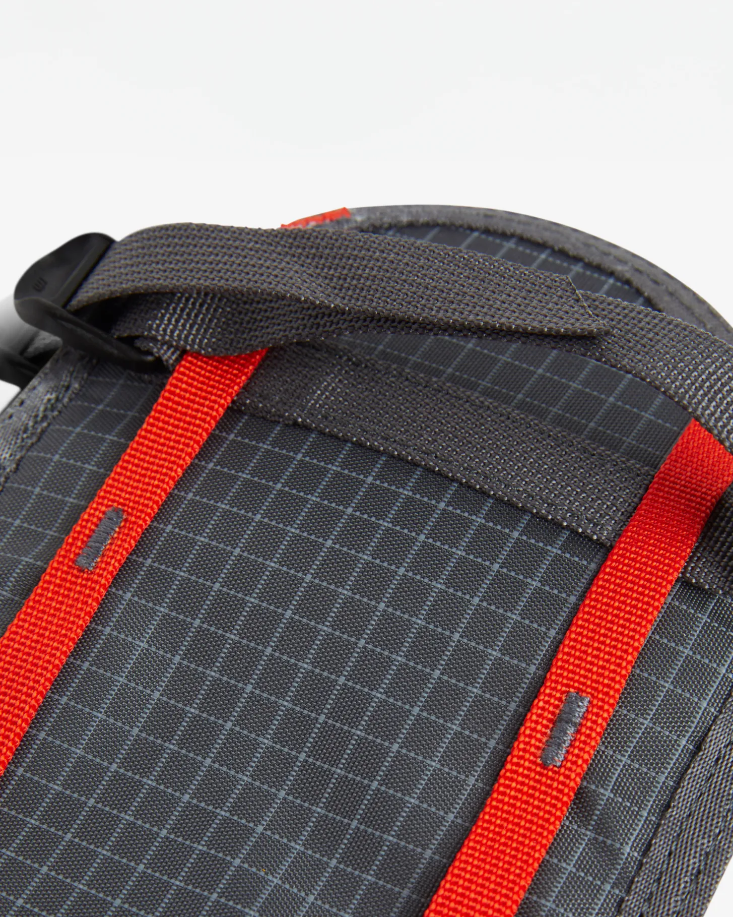 torne_ice_skate_pocket_3.webp Torne Ice Skate Pocket